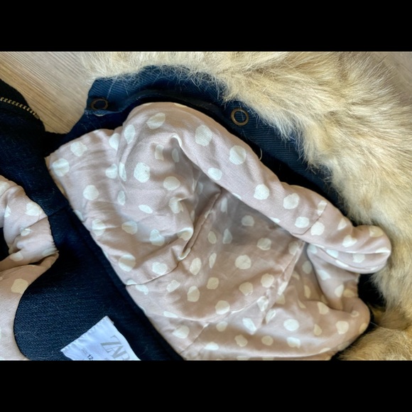 Zara baby zip front/toggle button closure, removable fur lined hood wool coat - Picture 6 of 7